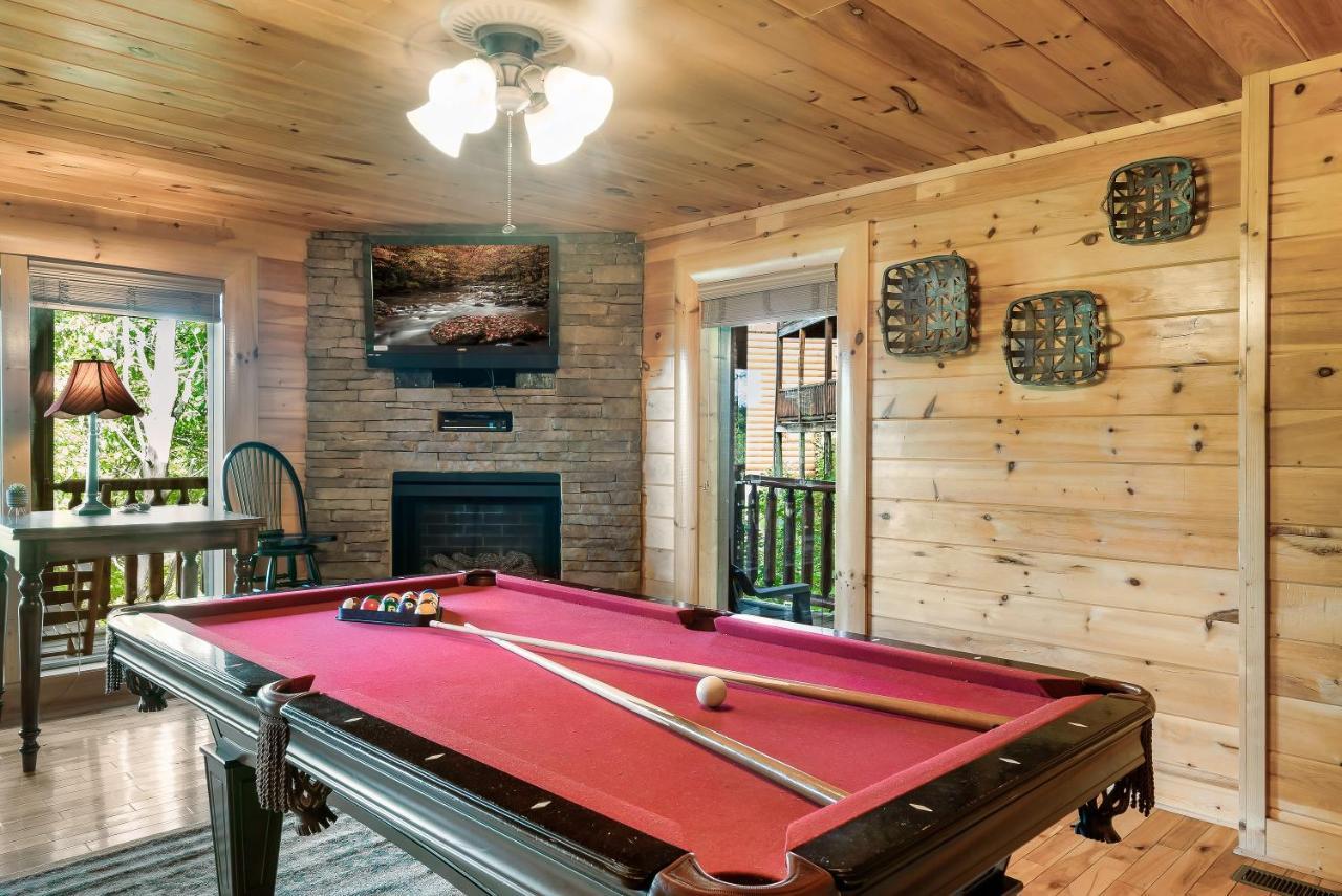 Summer Sale! Pool, Sauna, View, Hottub, Game Sevierville Exterior photo